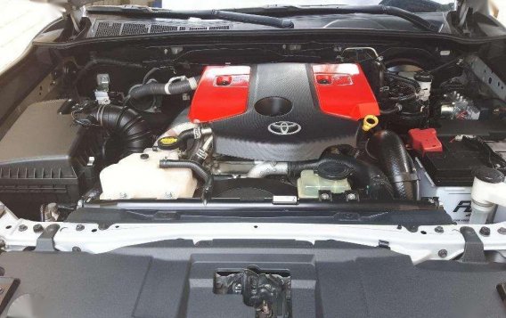 Toyota Hilux 2016 G Manual Transmission 4x4 2.8L. Difflock