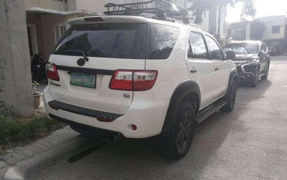 Toyota Fortuner 2011 For Sale-2