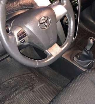 2011 series - 2010 model TOYOTA VIOS 1.5G - Manual Transmission-4