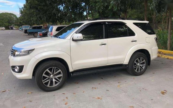 2015 Toyota Fortuner V for sale -4