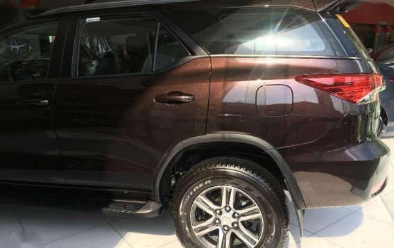 2019 Toyota Fortuner 4x2 dsl A/T TFS DP promo-3