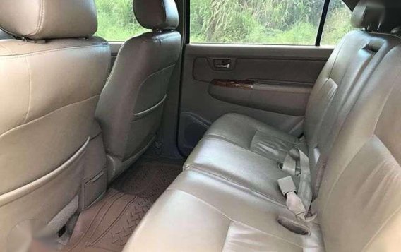 Toyota Fortuner V Series 2011 for sale -8