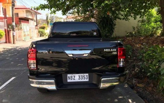 2017 Toyota Hilux 2.4L 4X2 AT Diesel for sale-3