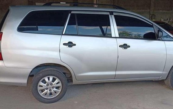 2013 Toyota Innova E for sale -4