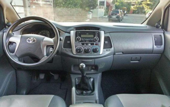 2015 Toyota Innova E for sale -6