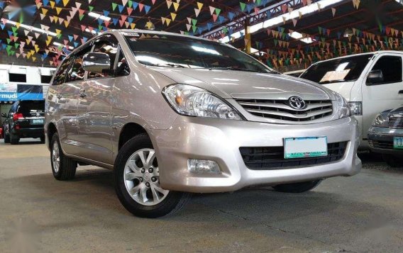 FRESH 2011 TOYOTA Innova 2.5 E Diesel MT 