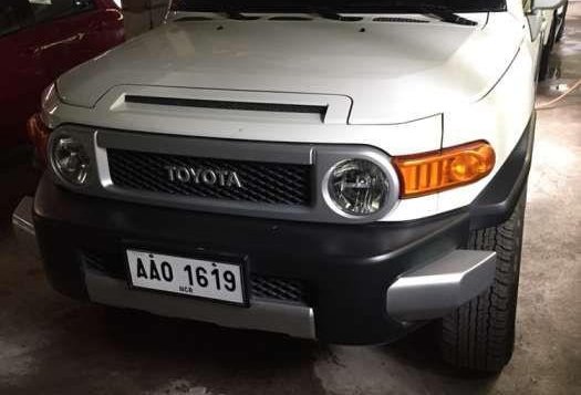 Oct 2014 TOYOTA FJ cruiser FOR SALE