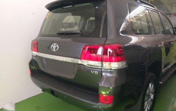 Toyota Land Cruiser 2019 NEW FOR SALE-6