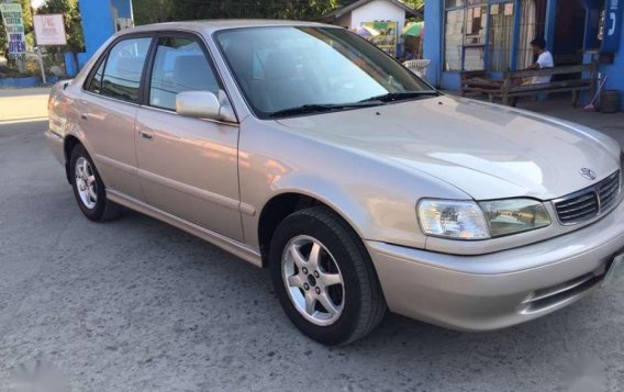 Selling my Toyota COROLLA gli baby altis 2000 model-6