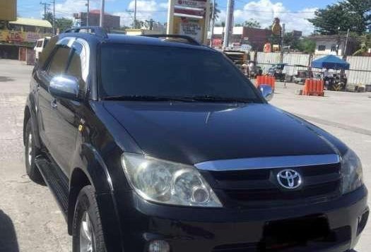 2005 TOYOTA Fortuner G Diesel AT FOR SALE