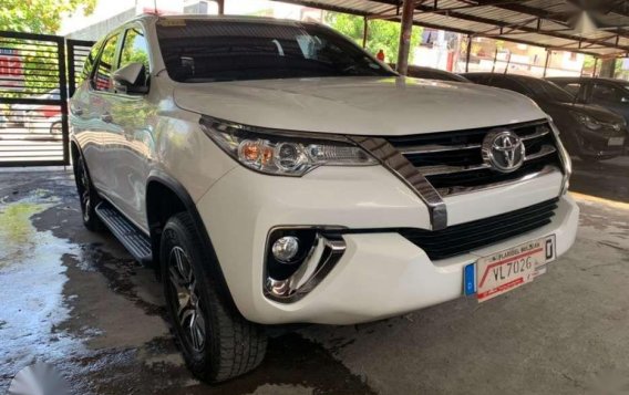 2017 Toyota Fortuner 2.4 G 4x2 Automatic White