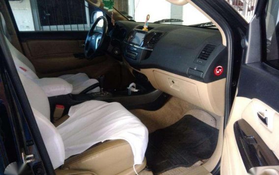 Toyota Fortuner 2014 V 4x2 matic for sale -6