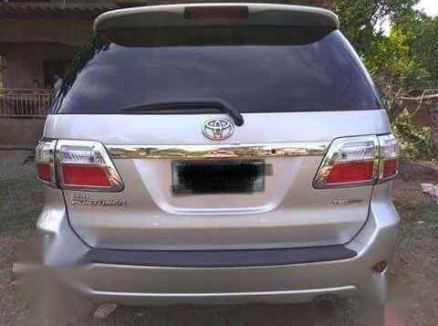 2010 Toyota Fortuner FOR SALE-3