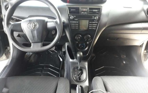 Toyota Vios 1.3E 2012 model Automatic for sale-7