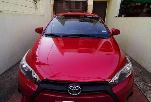 Toyota Yaris 1.3 E 2015 Red FOR SALE