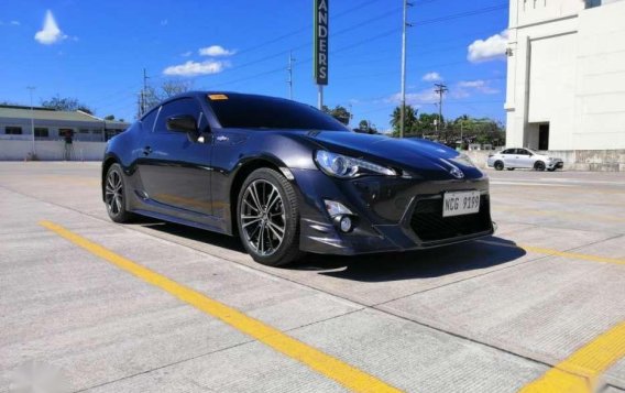 2016 Toyota GT 86 TRD automatic low mileage like new-2