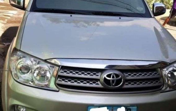 Toyota Fortuner 2010 G manual for sale 