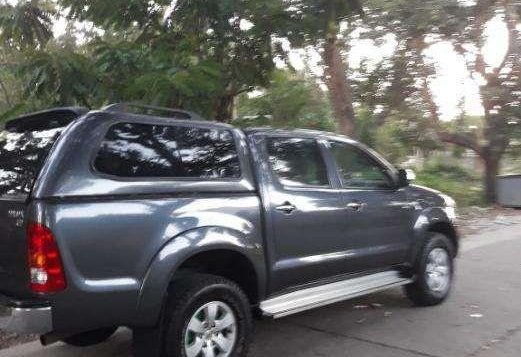 Pickup Truck 2011 Toyota Hilux 2.7G M/T Diesel-2