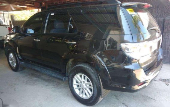 Toyota Fortuner 2014 V 4x2 matic for sale -7
