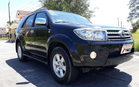2009 Toyota Fortuner G Diesel Automatic for sale