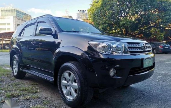 2011 Toyota Fortuner G Gas for sale 