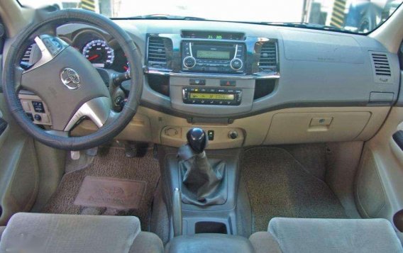 2012 Toyota Fortuner G Manual for sale -3