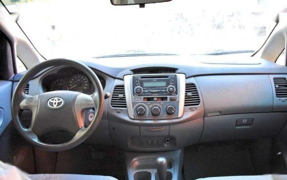 2013 Toyota Innova E for sale 