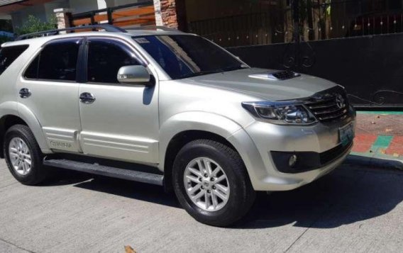 2013 Toyota Fortuner G FOR SALE-1