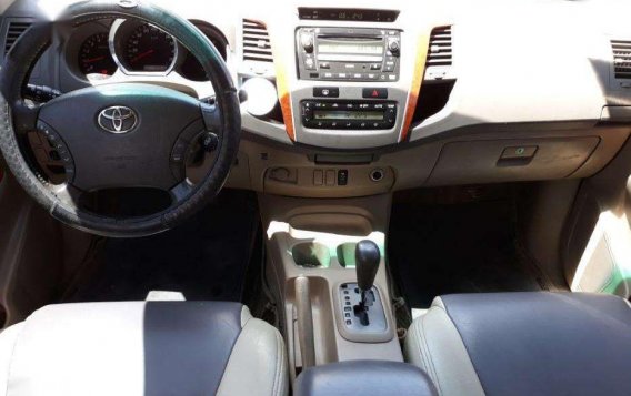 2009 Toyota Fortuner G Diesel Automatic for sale-9
