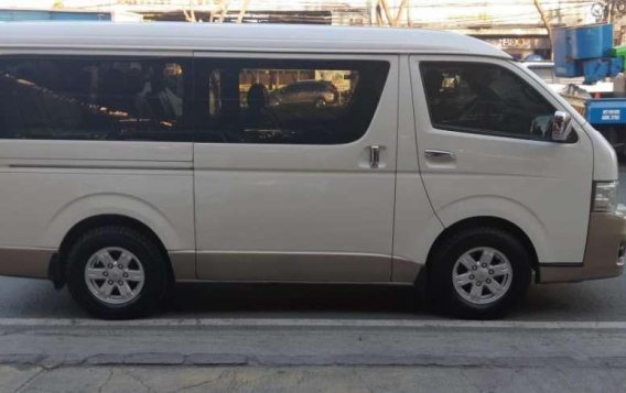 2011 Toyota Hiace Super Grandia for sale -4