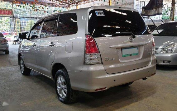 FRESH 2011 TOYOTA Innova 2.5 E Diesel MT -5