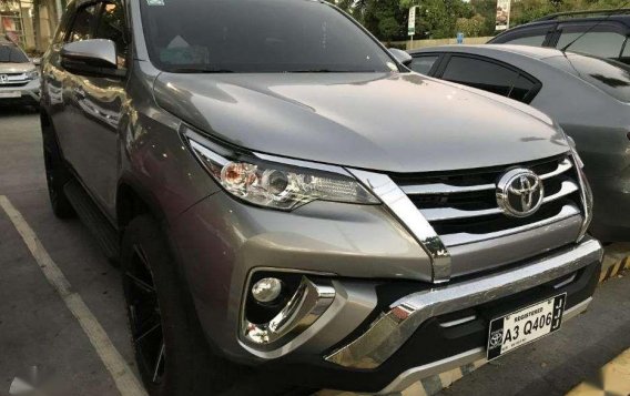 FULLY LOADED 2018 Silver Toyota Fortuner 4x2 Automatic Diesel-2