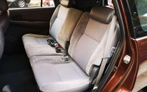 2014 Toyota Innova E Diesel Manual Special color brown-4