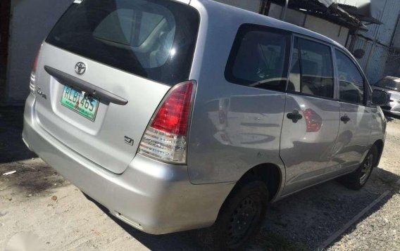 2013 Toyota Innova E 2.5 MT FOR SALE-4