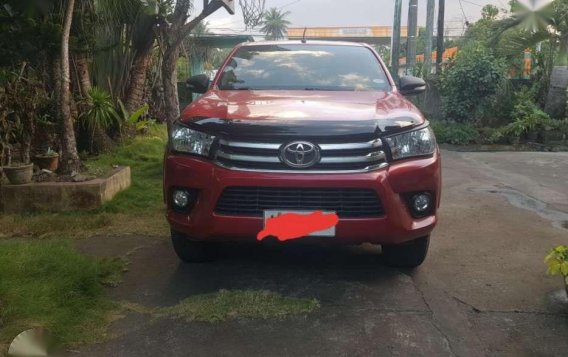 SELLING TOYOTA Hilux 2016-2