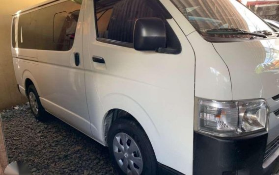 2018 TOYOTA Hiace 30 Commuter Manual White-2