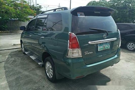 Toyota Innova 2010 G AT for sale-4