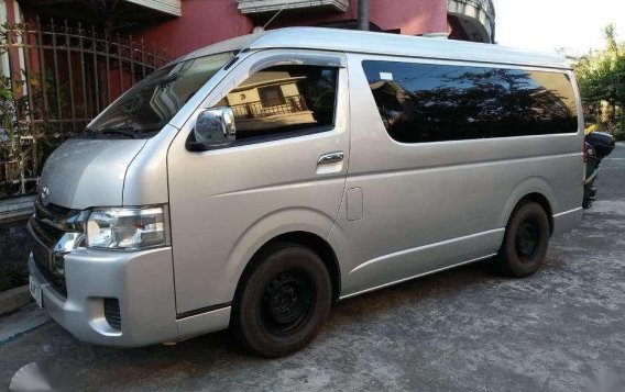 2014 Toyota Hiace GL Grandia 2.5L DSL AT-1