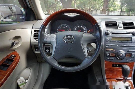 Toyota Corolla Altis 2008 for sale-12