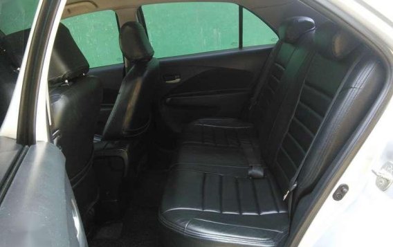 Toyota Vios 1.3E 2008 manual transmission-8