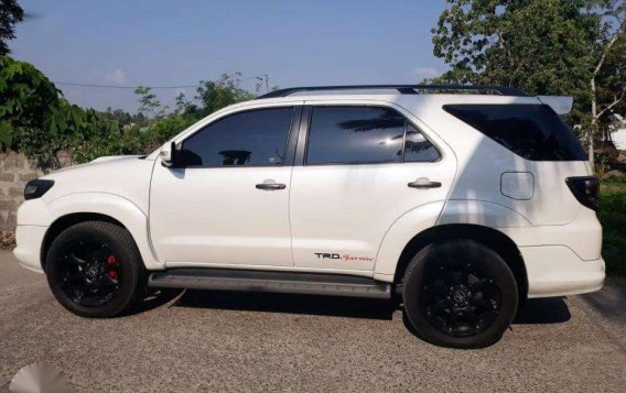 2016 Toyota Fortuner 2.5V Trd sportivo Diesel -6