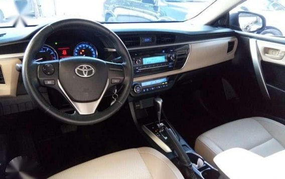 2015 Toyota Corolla Altis 1.6G Automatic for sale-3