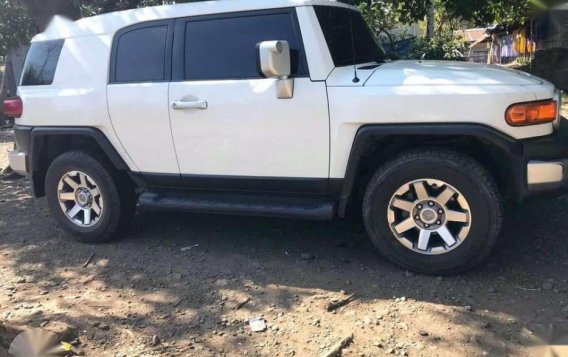 For sale TOYOTA FJ Cruiser 15 First owned-1