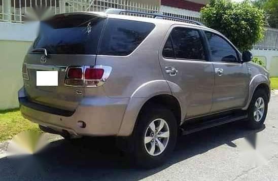 Toyota Fortuner 2007 G 4x2 AT for sale -5