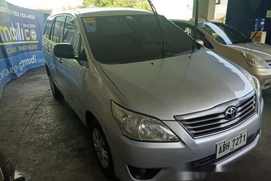 Toyota Innova 2016 J MT for sale-1