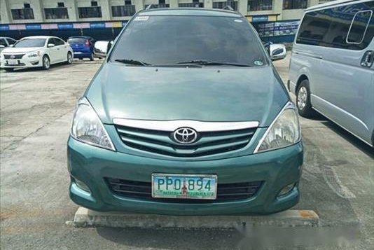 Toyota Innova 2010 G AT for sale-1