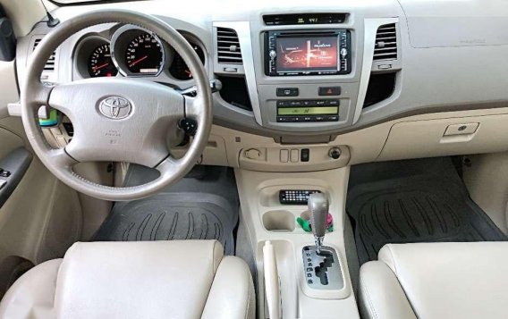 2007 Toyota Fortuner 4x2 Gas AT for sale -6