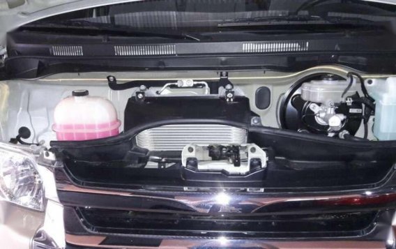 2018 Toyota Hiace GRANDIA GL 3.0 Engine Manual Diesel -5