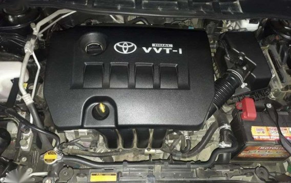 2013 Toyota Corolla Altis E Manual trans-4