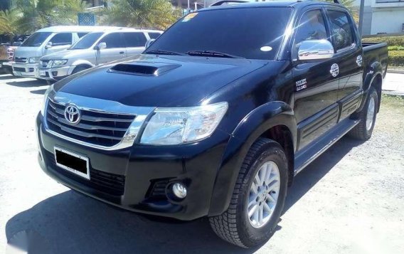 2O15 TOYOTA HILUX G Top 0f The Line 4x4 D4D -4